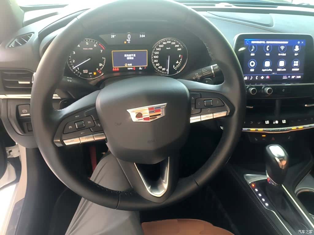 Cadillac CT4, 2022 10