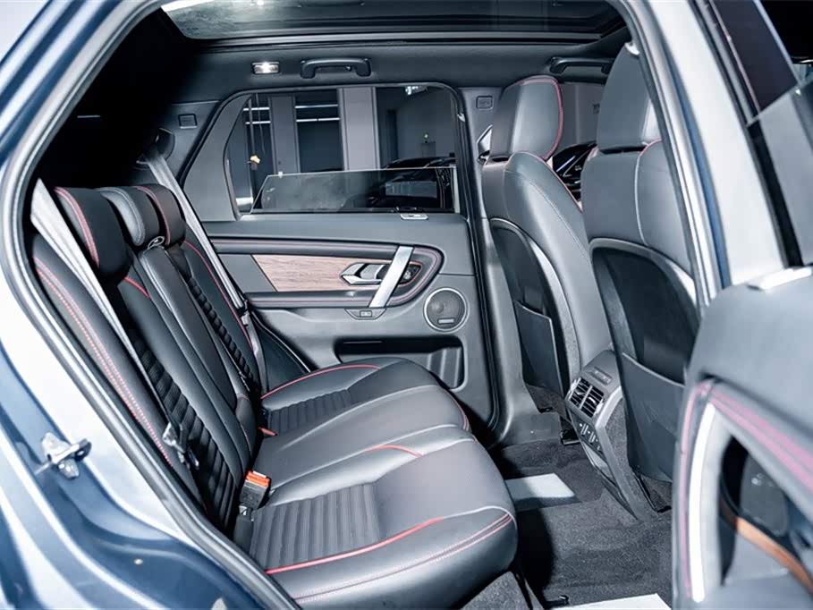 Land Rover Discover sports