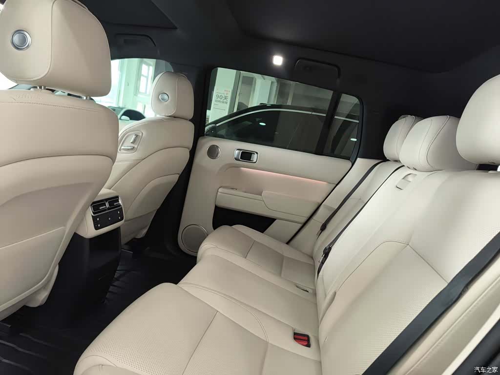 Li Auto L7, 2024 13