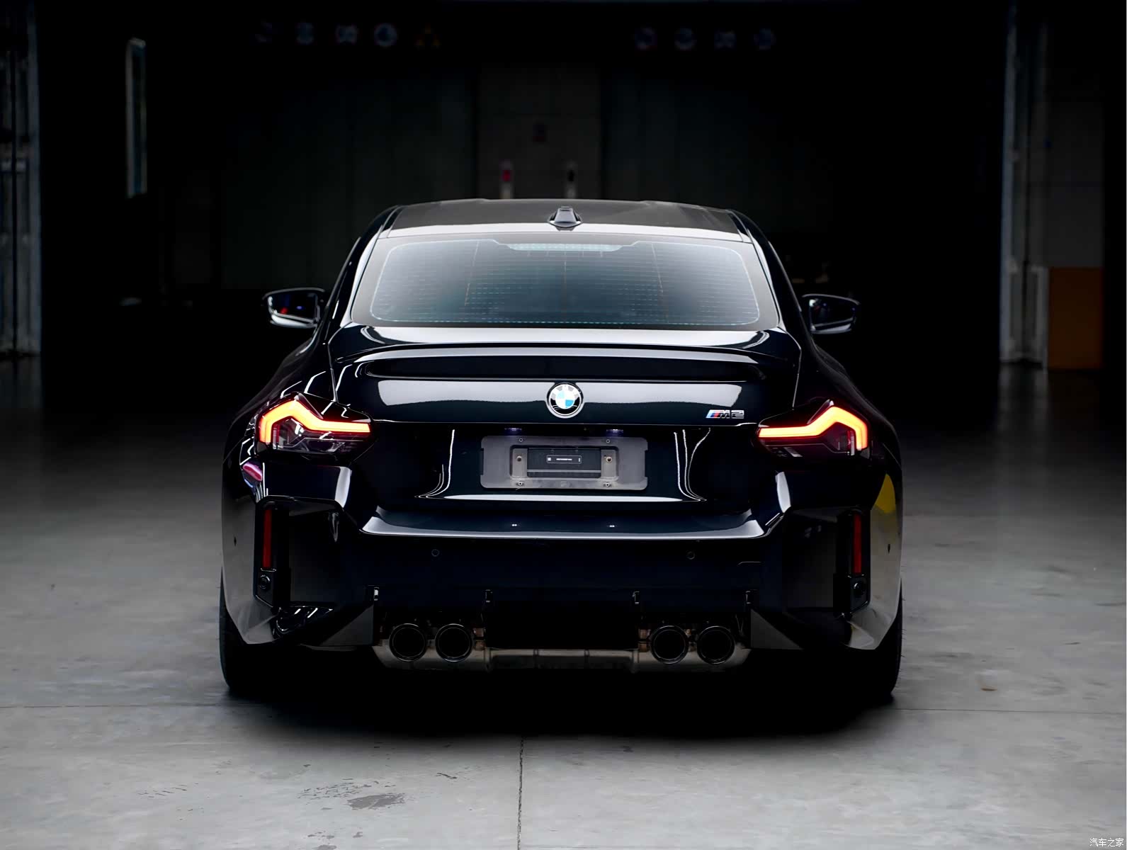 BMW M2, 2025 все фото