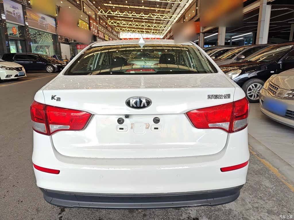 Kia K2, 2015 4