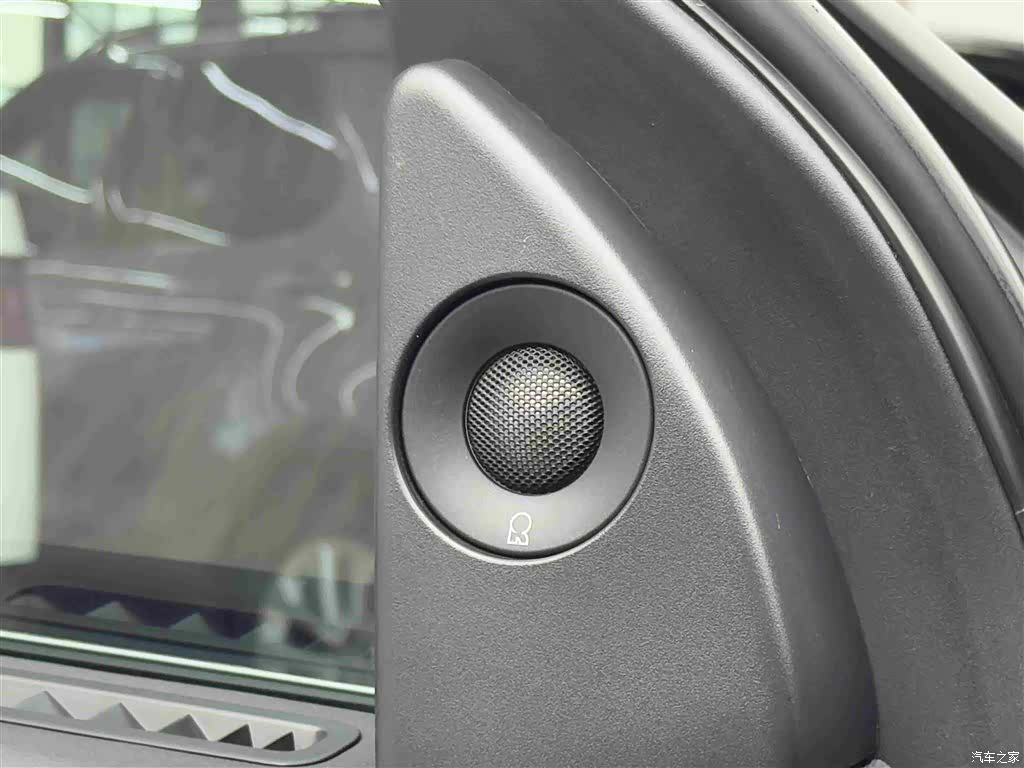 Lincoln Navigator, 2019 19