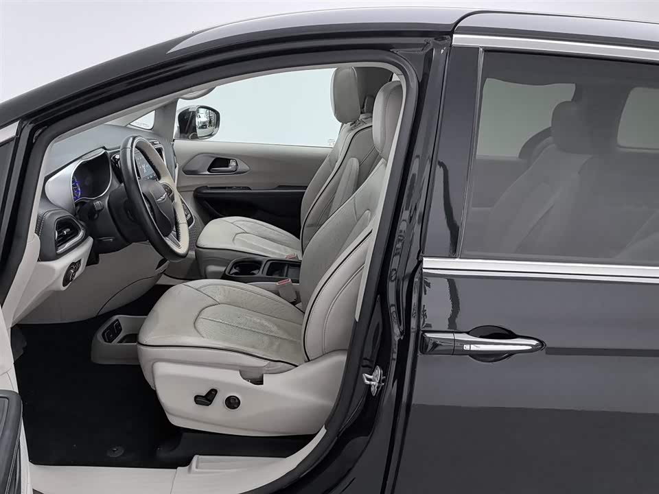 Chrysler Dajialong PHEV