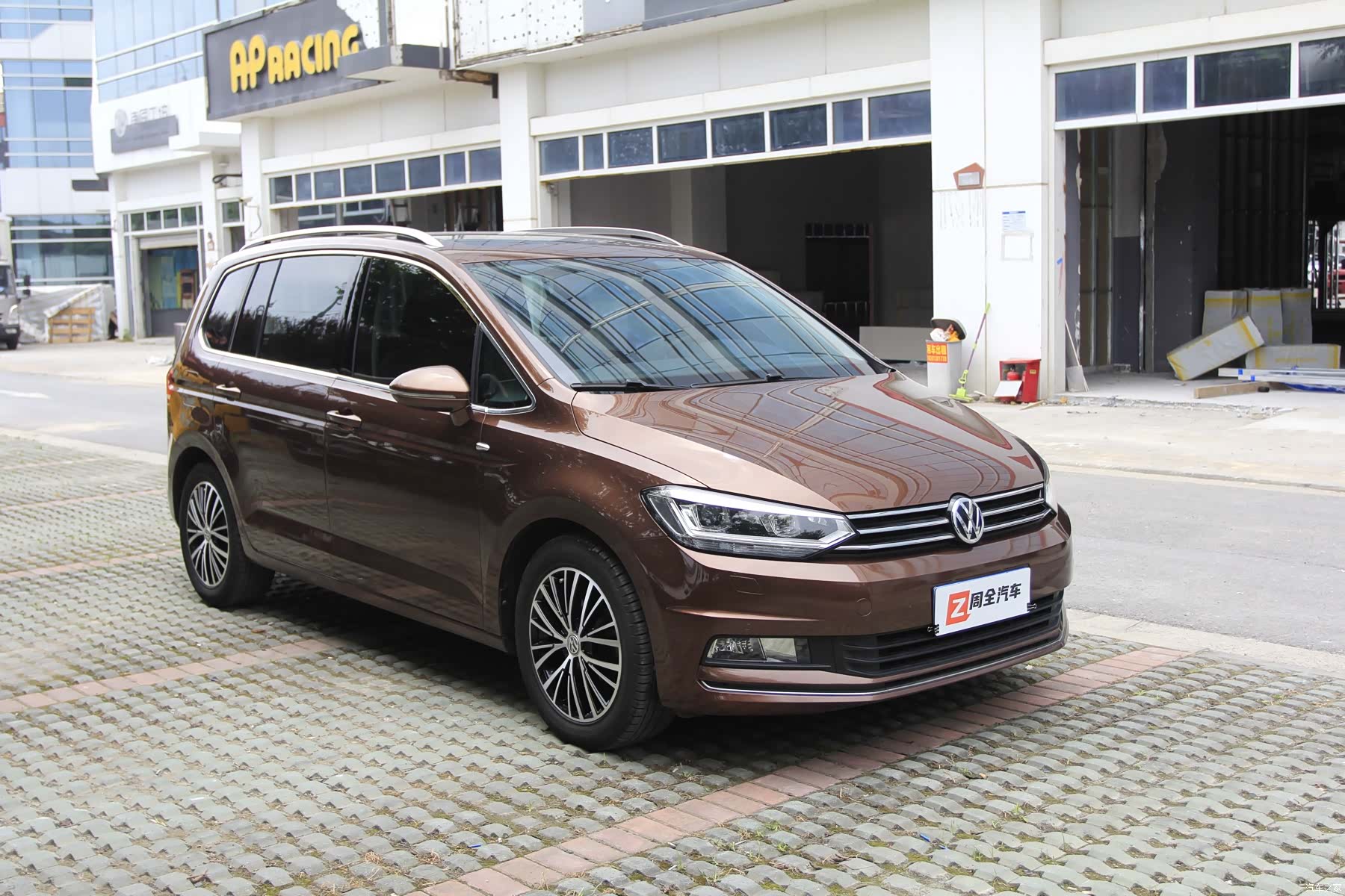 Volkswagen L, 2017 4