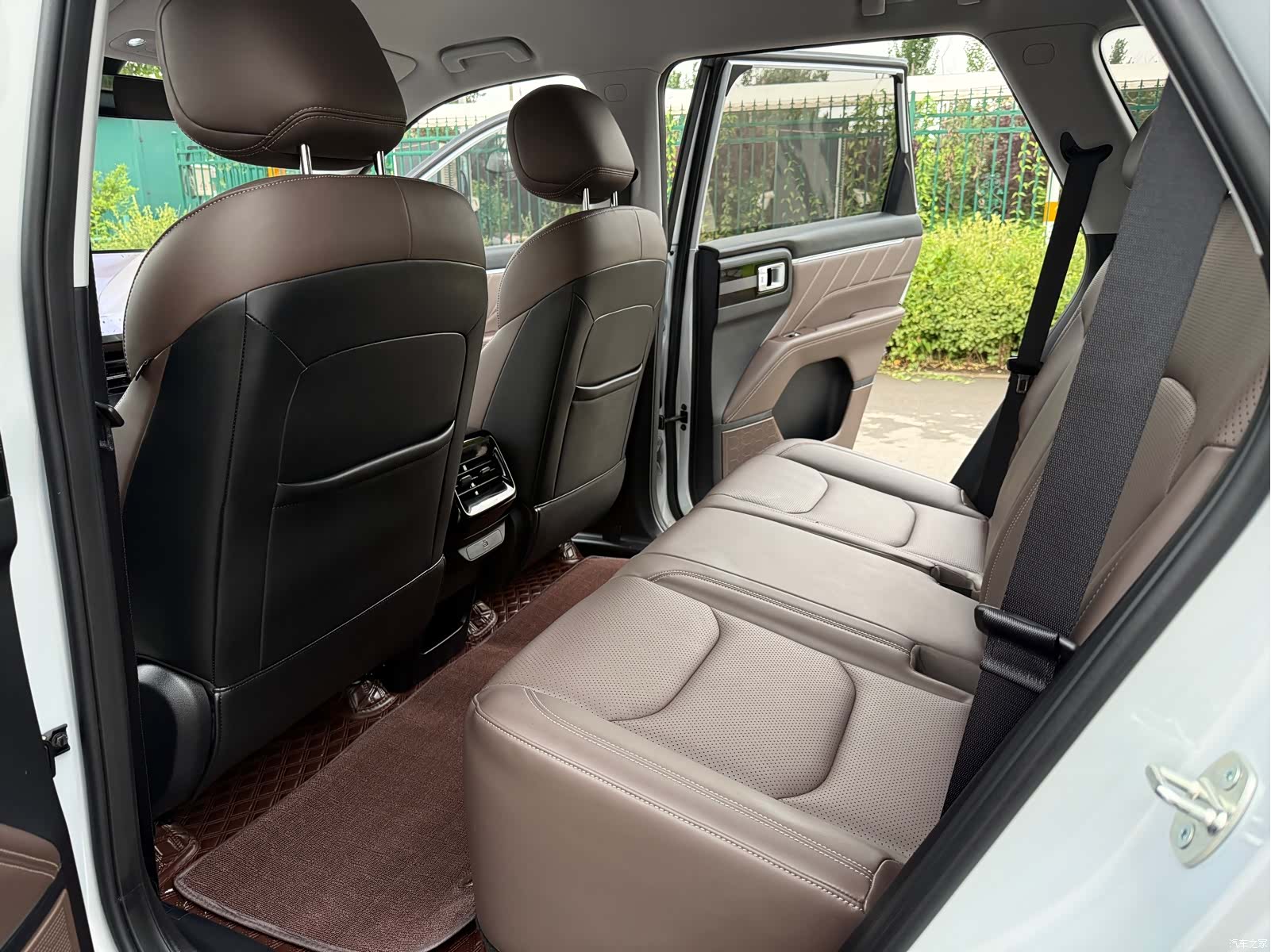 Wuling 560, 2025 12