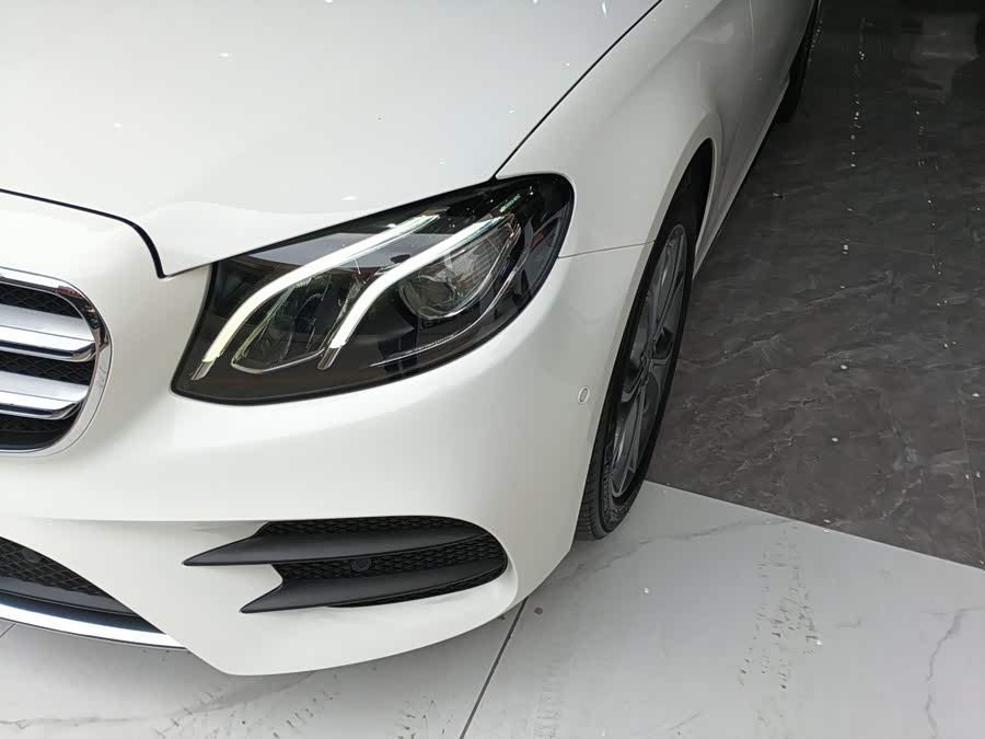 Mercedes-Benz E-Class 2019, фото 18