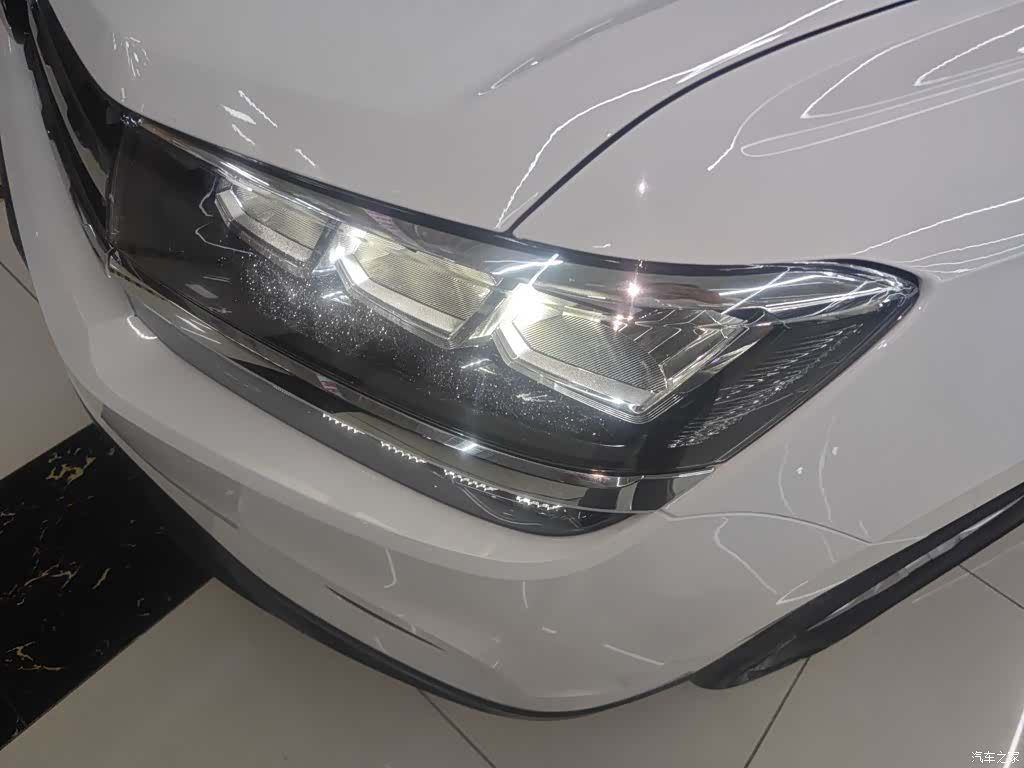Volkswagen Tharu, 2020 18