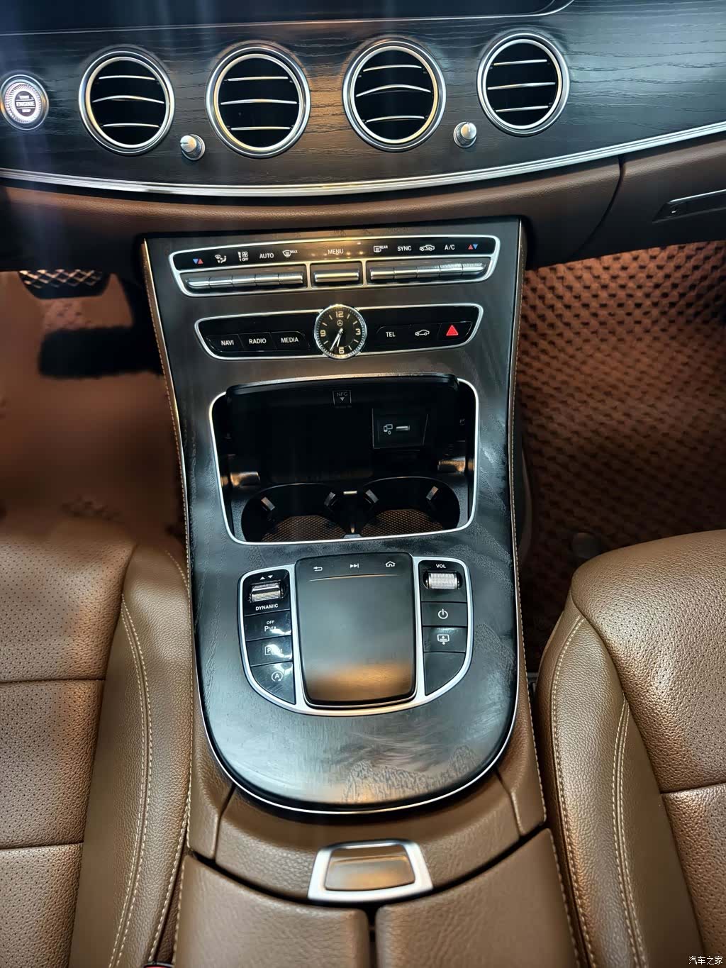 Mercedes-Benz E-Class, 2020 16
