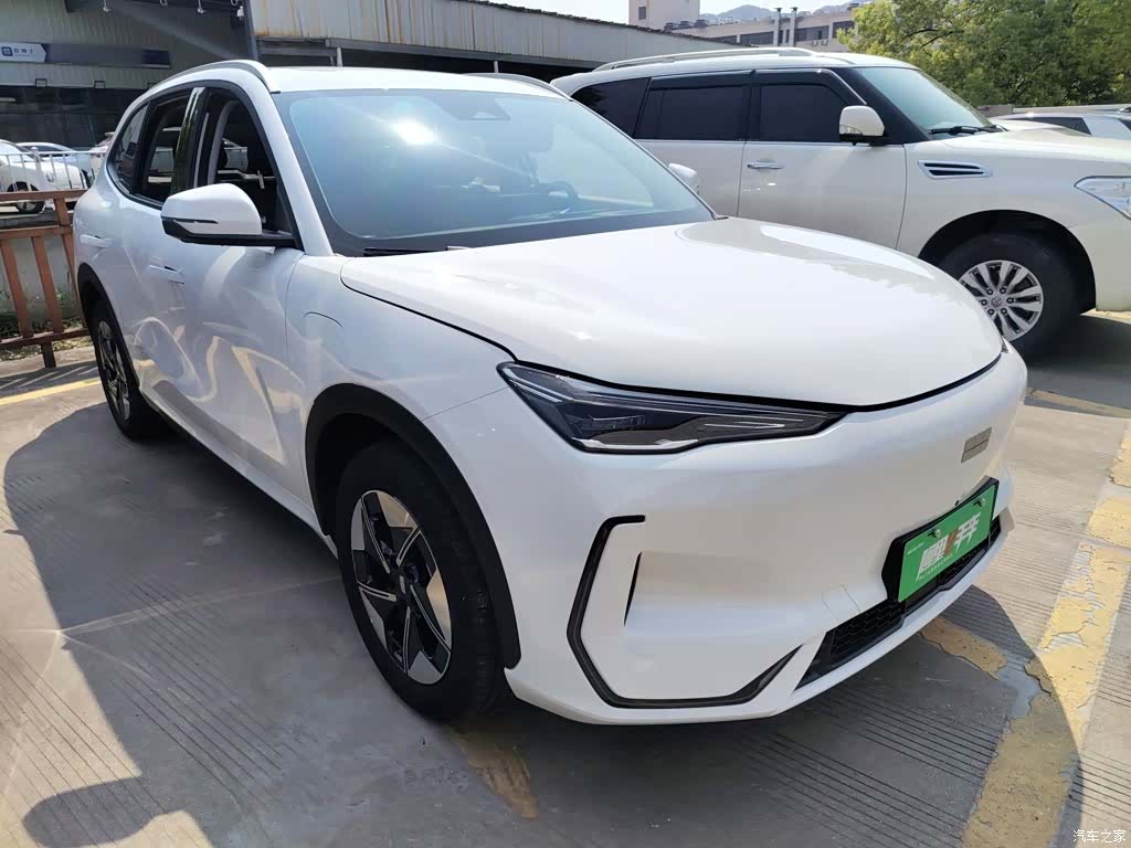 Geely Galaxy E5, 2025 4