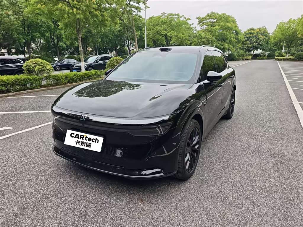 Zeekr 7X