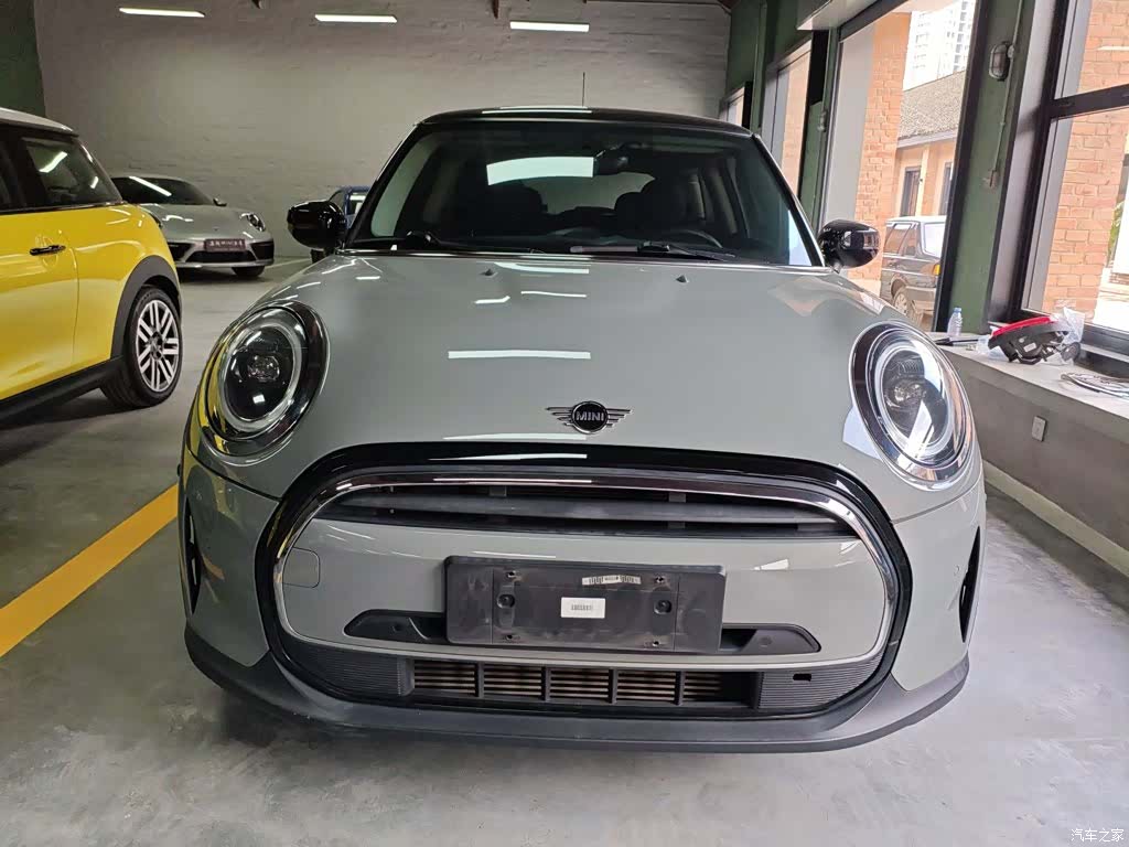 Mini Cooper, 2021 3