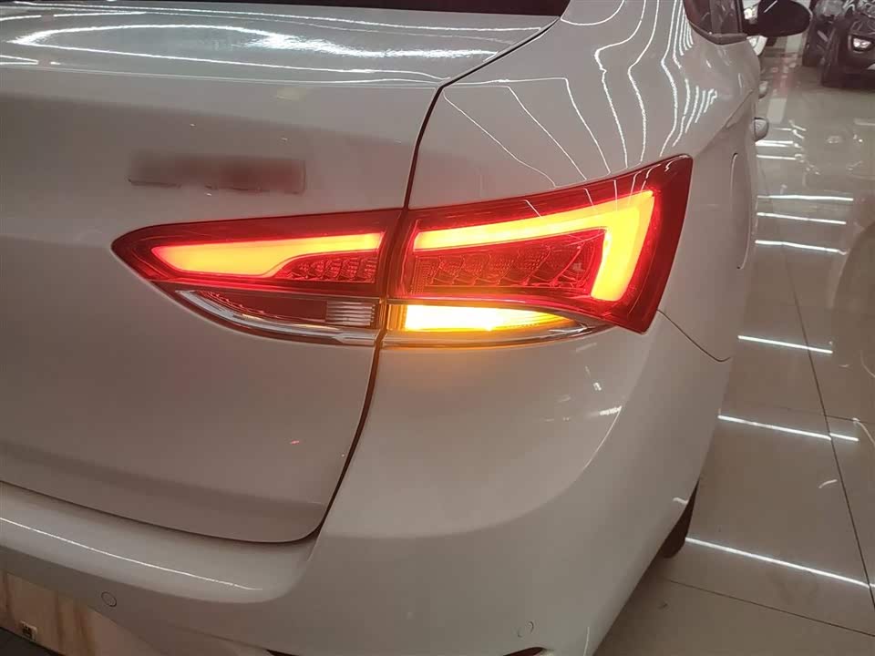 Buick Yinglang