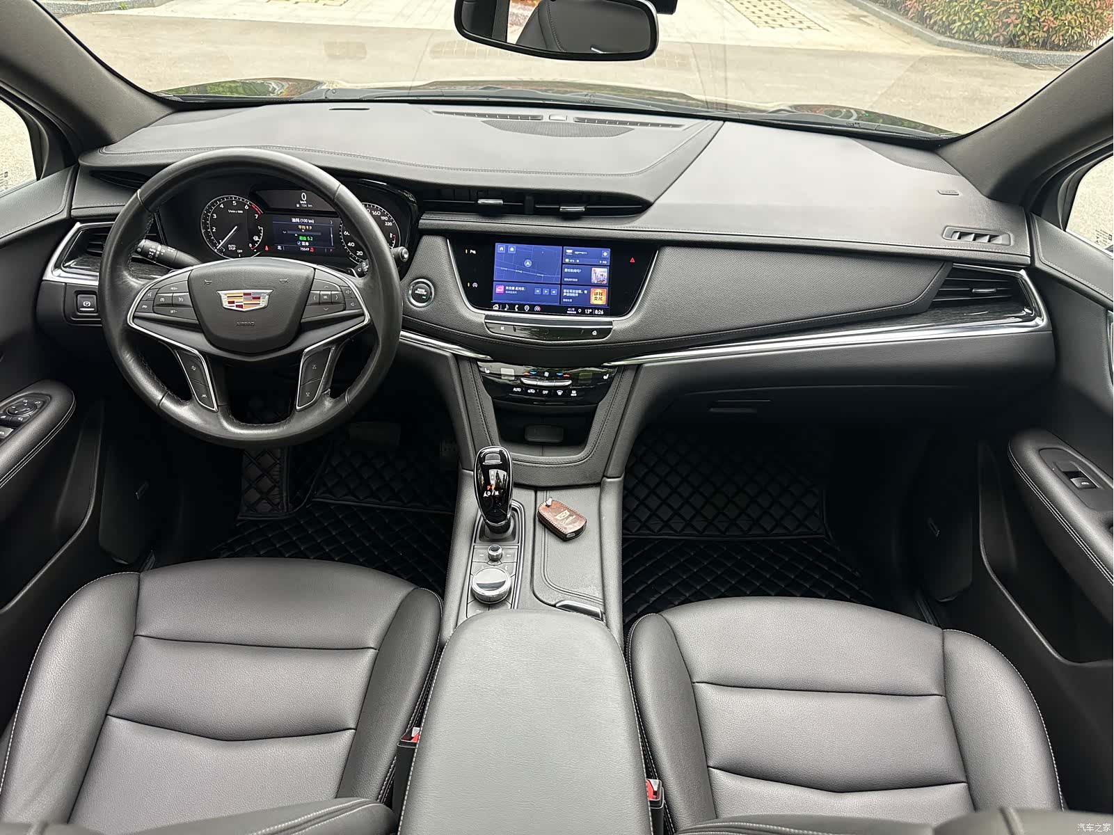 Cadillac XT5, 2022 все фото