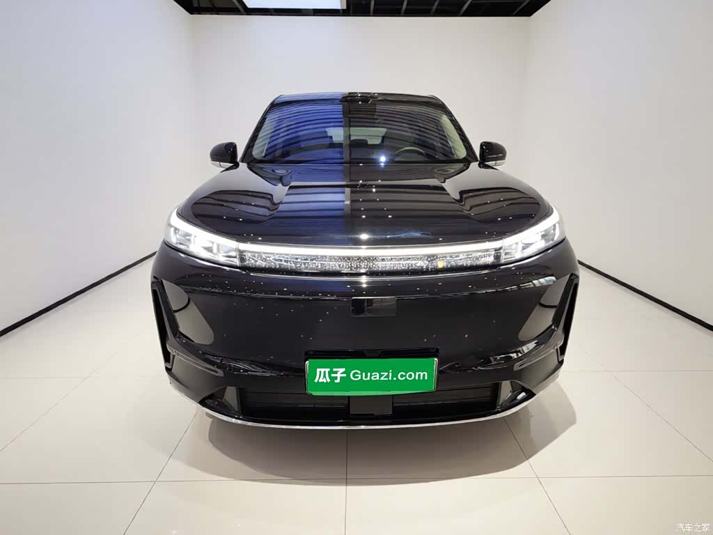 Geely M9, 2025 3
