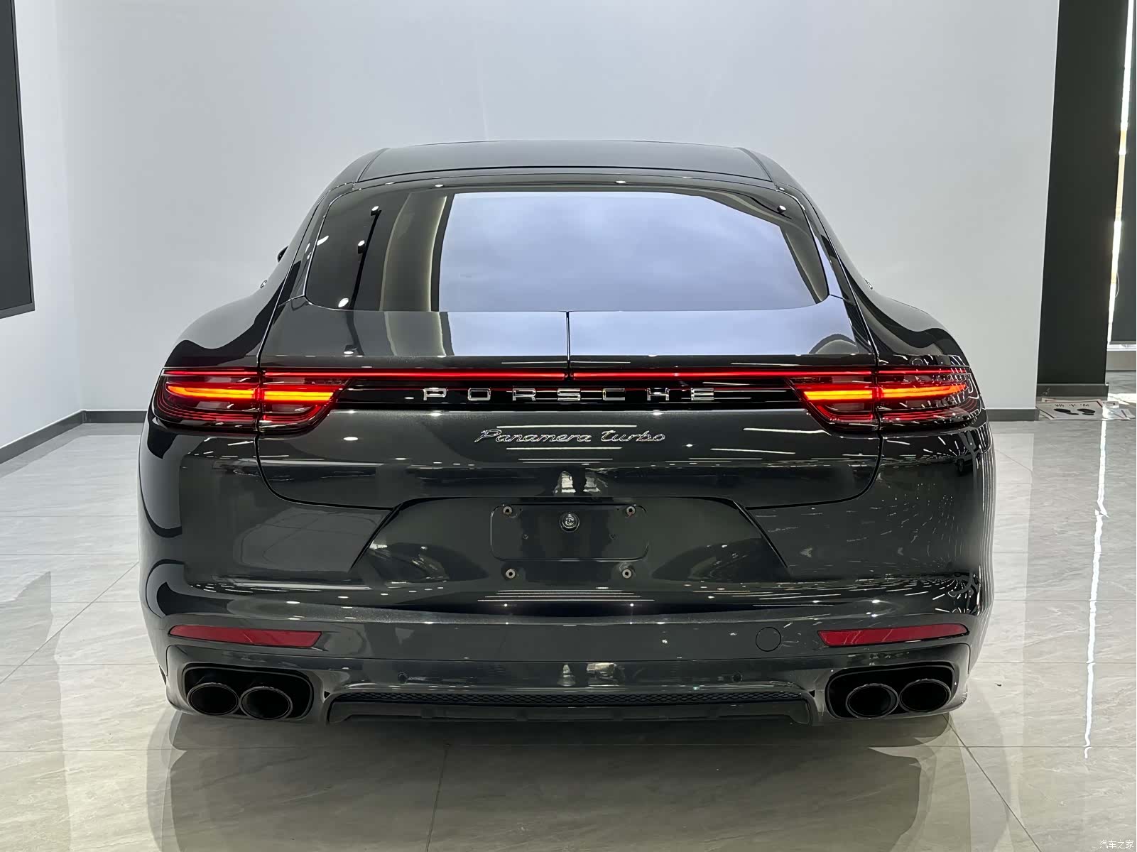 Porsche Panamera, 2020 все фото