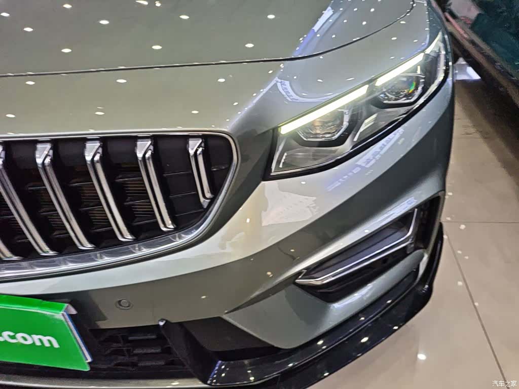 Geely Preface, 2025 18