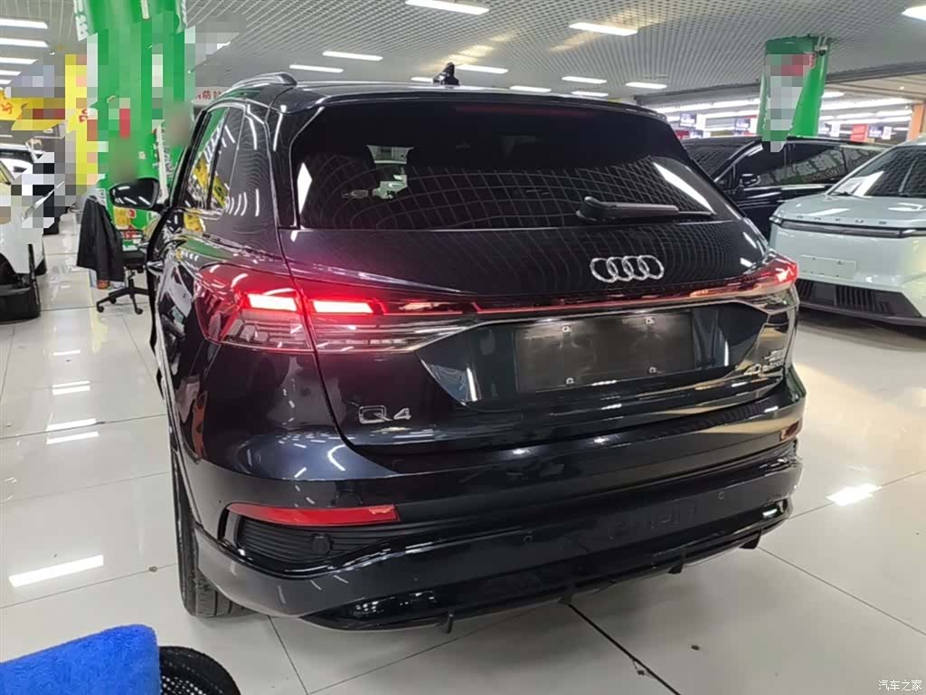 Audi Q4 e-tron, 2023 6