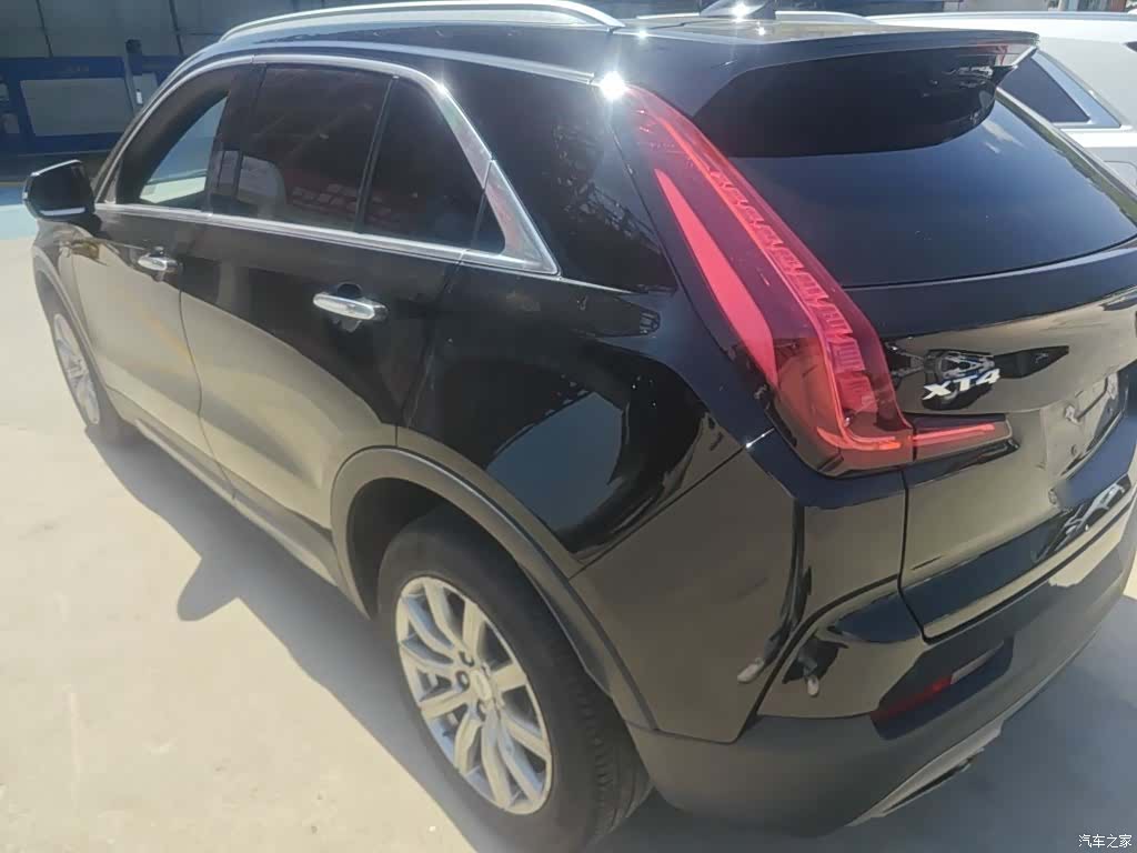 Cadillac XT4, 2020 все фото
