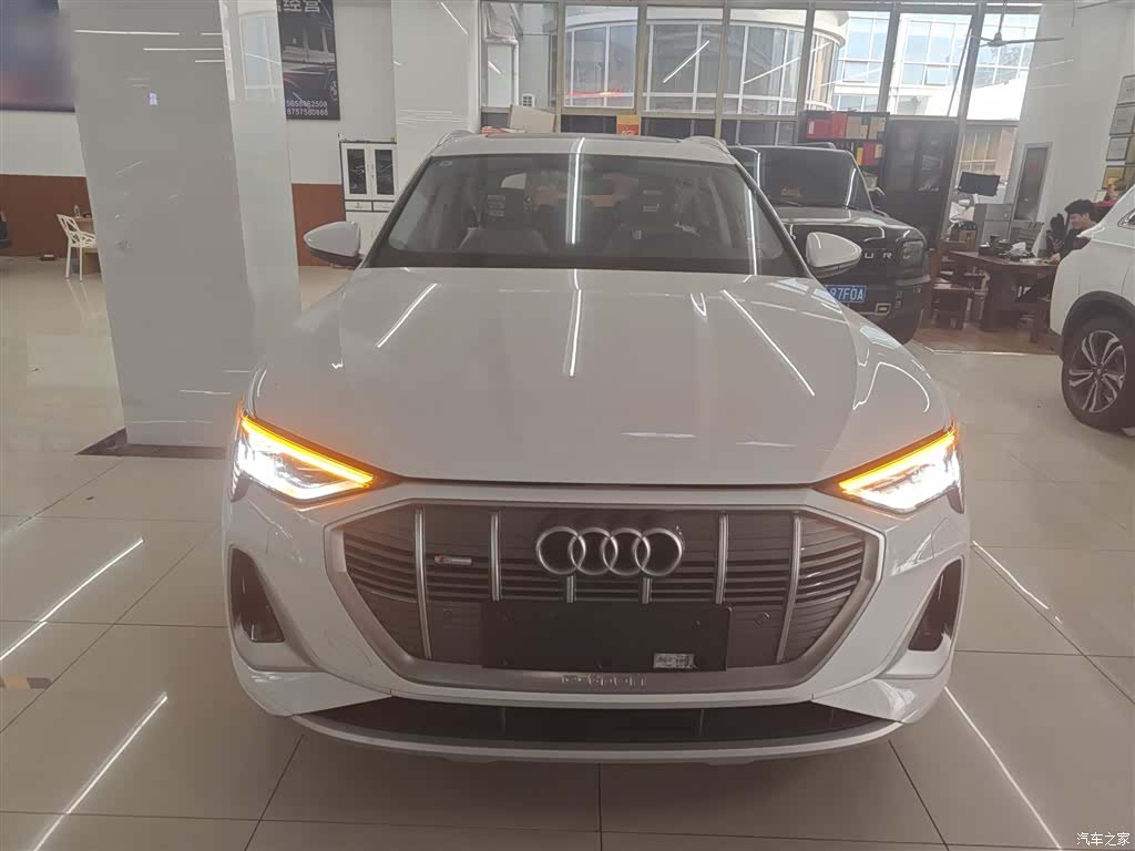 Audi e-tron, 2025 3