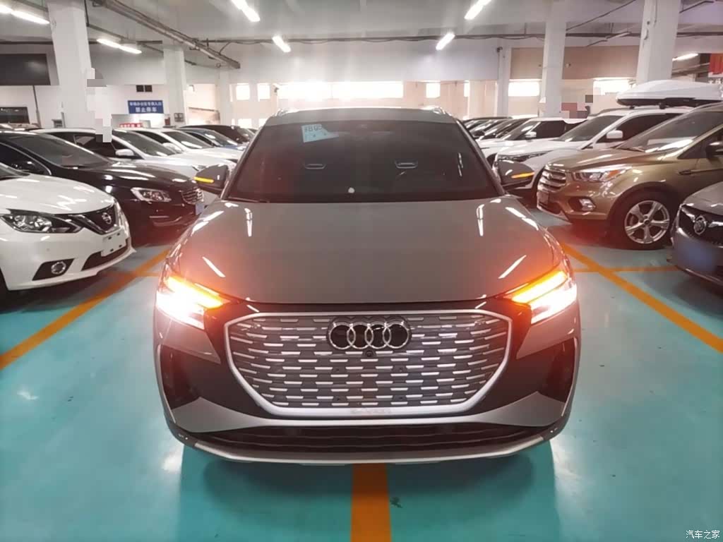 Audi Q4 e-tron, 2023 3