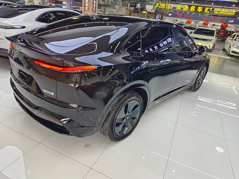 NIO L60