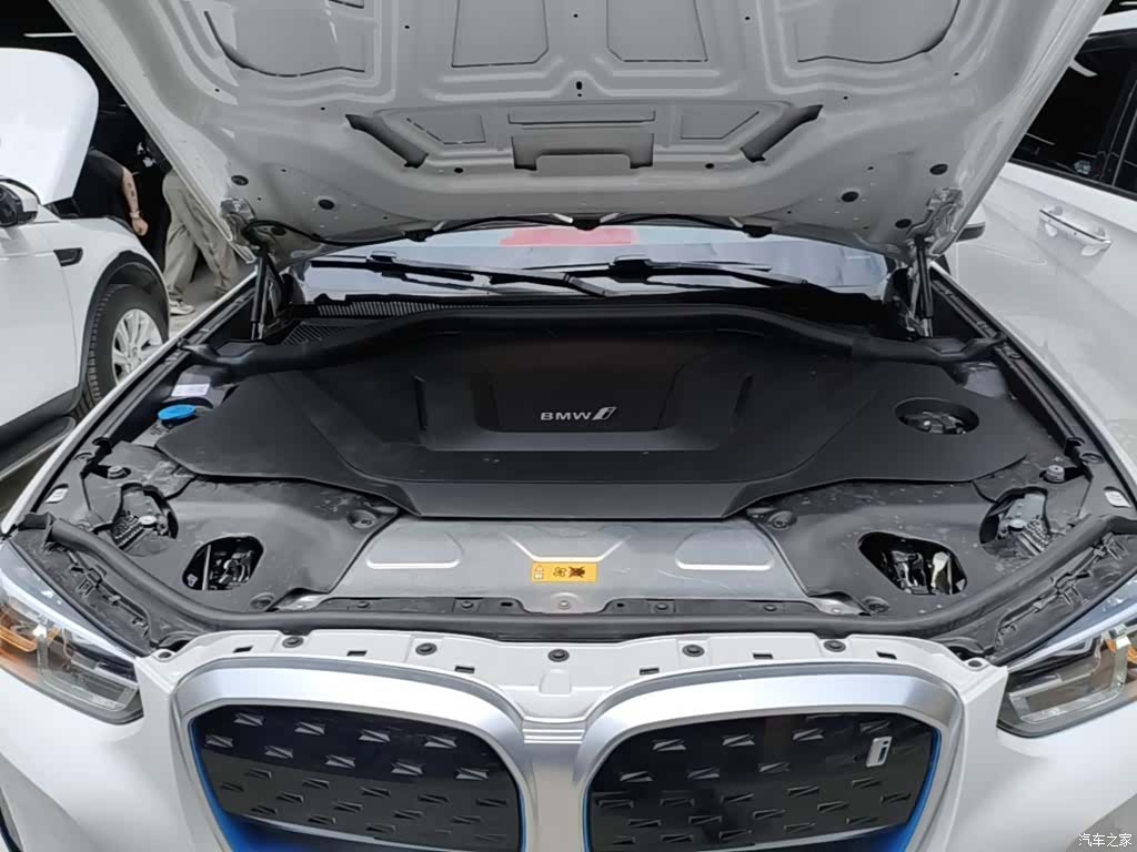 BMW iX3, 2022 20