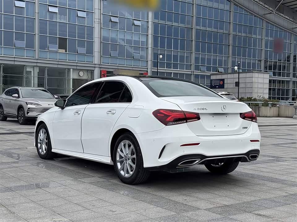 Mercedes-Benz Class A Mercedes-Benz Class A