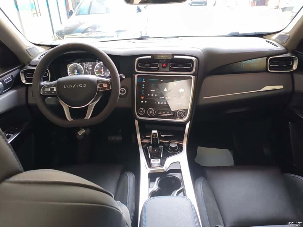 Lynk & Co 01, 2019 10