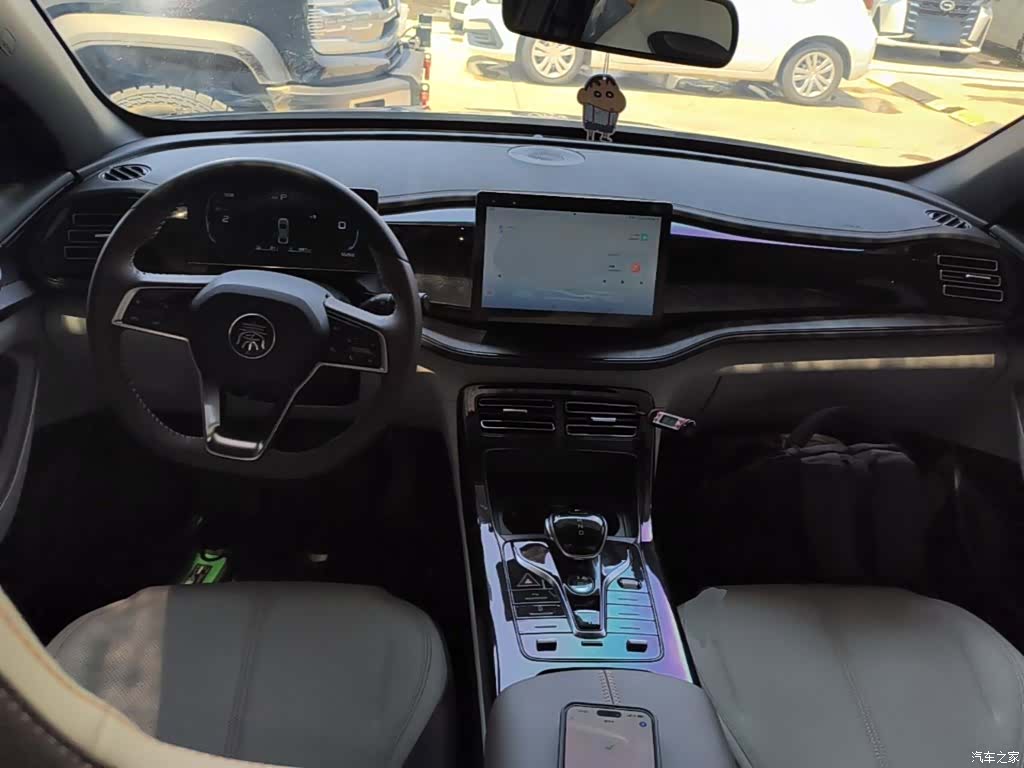 BYD Qin, 2023 10