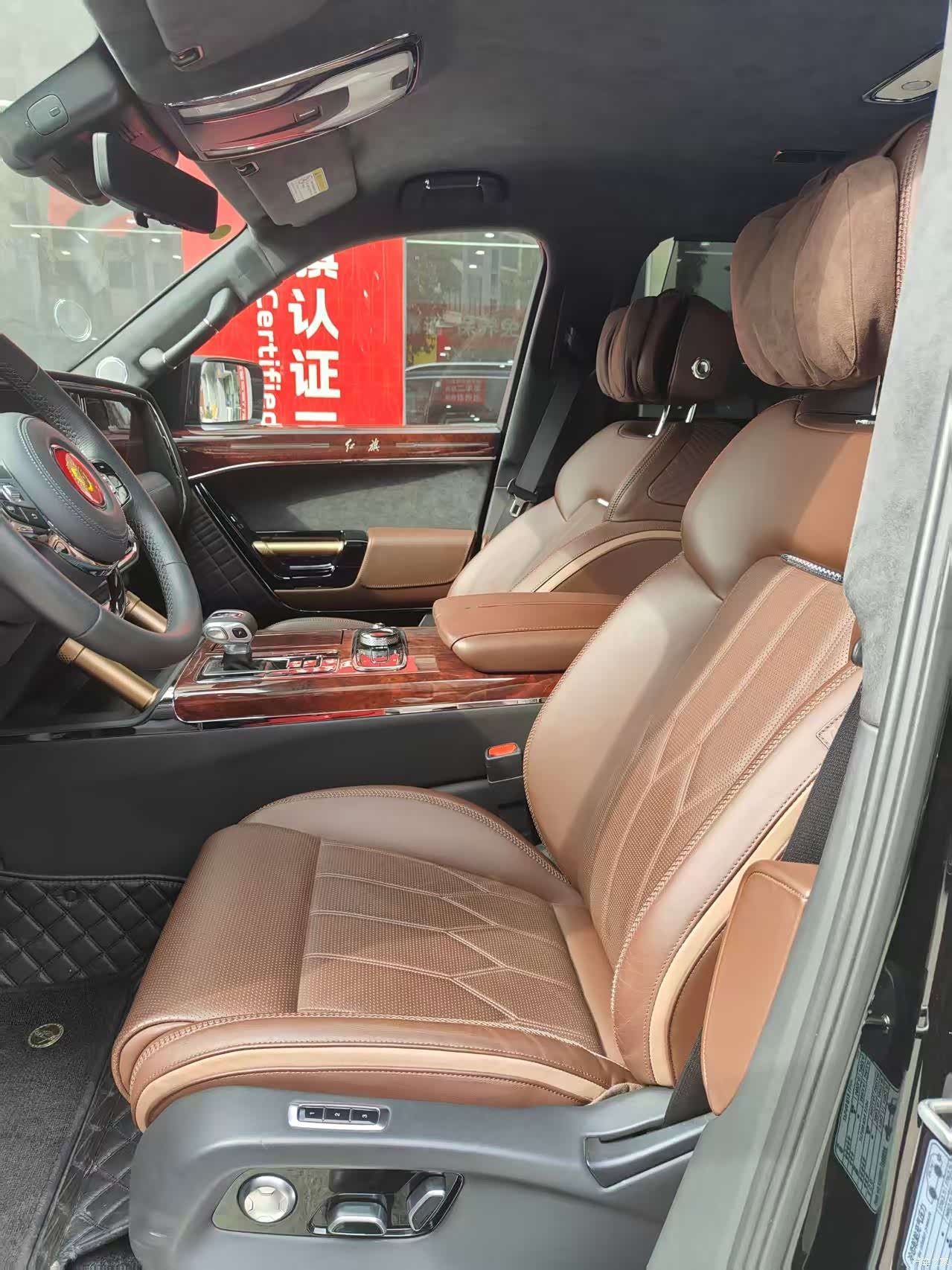 Hongqi 6, 2026 8