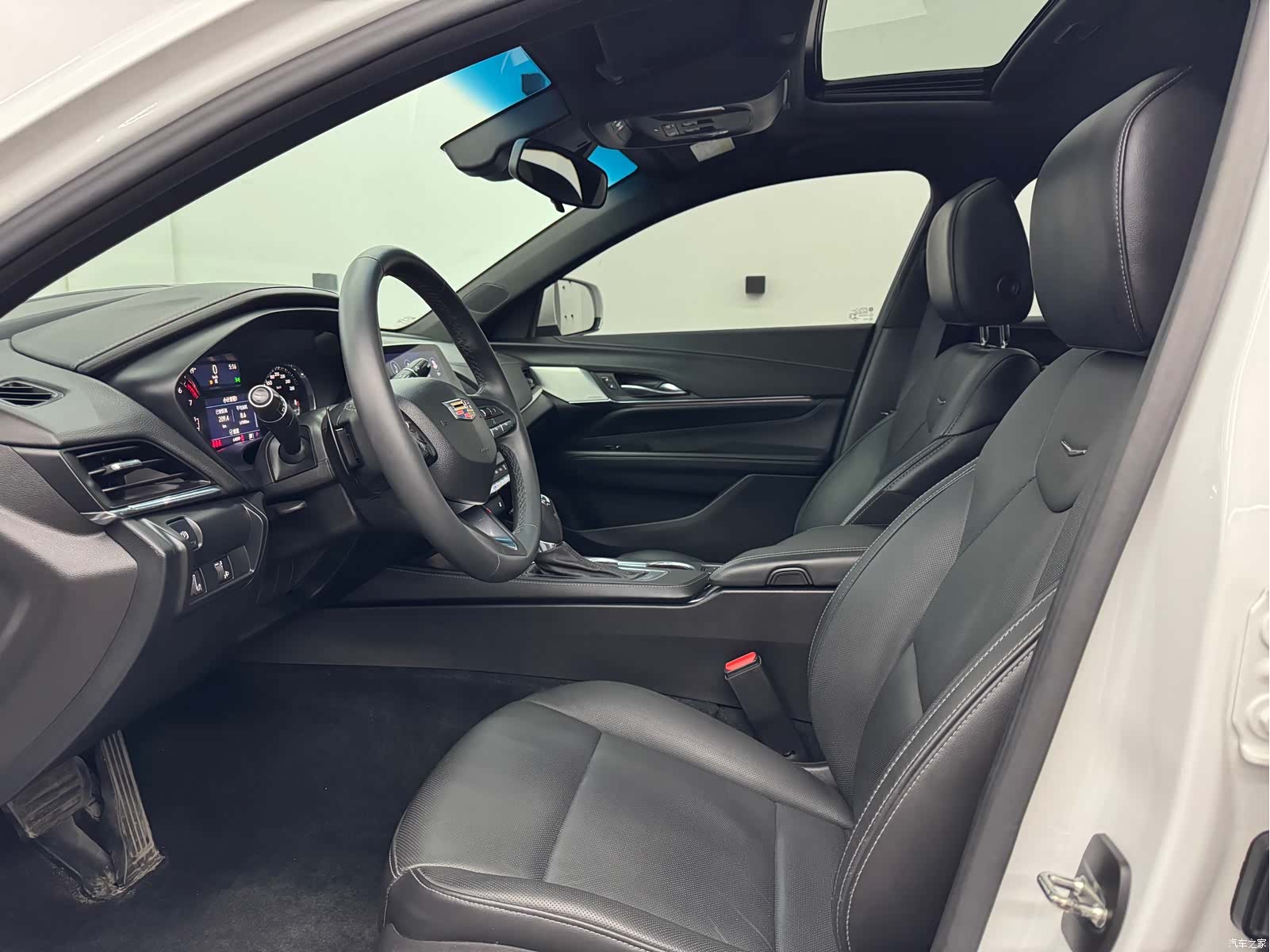 Cadillac CT4, 2022 4