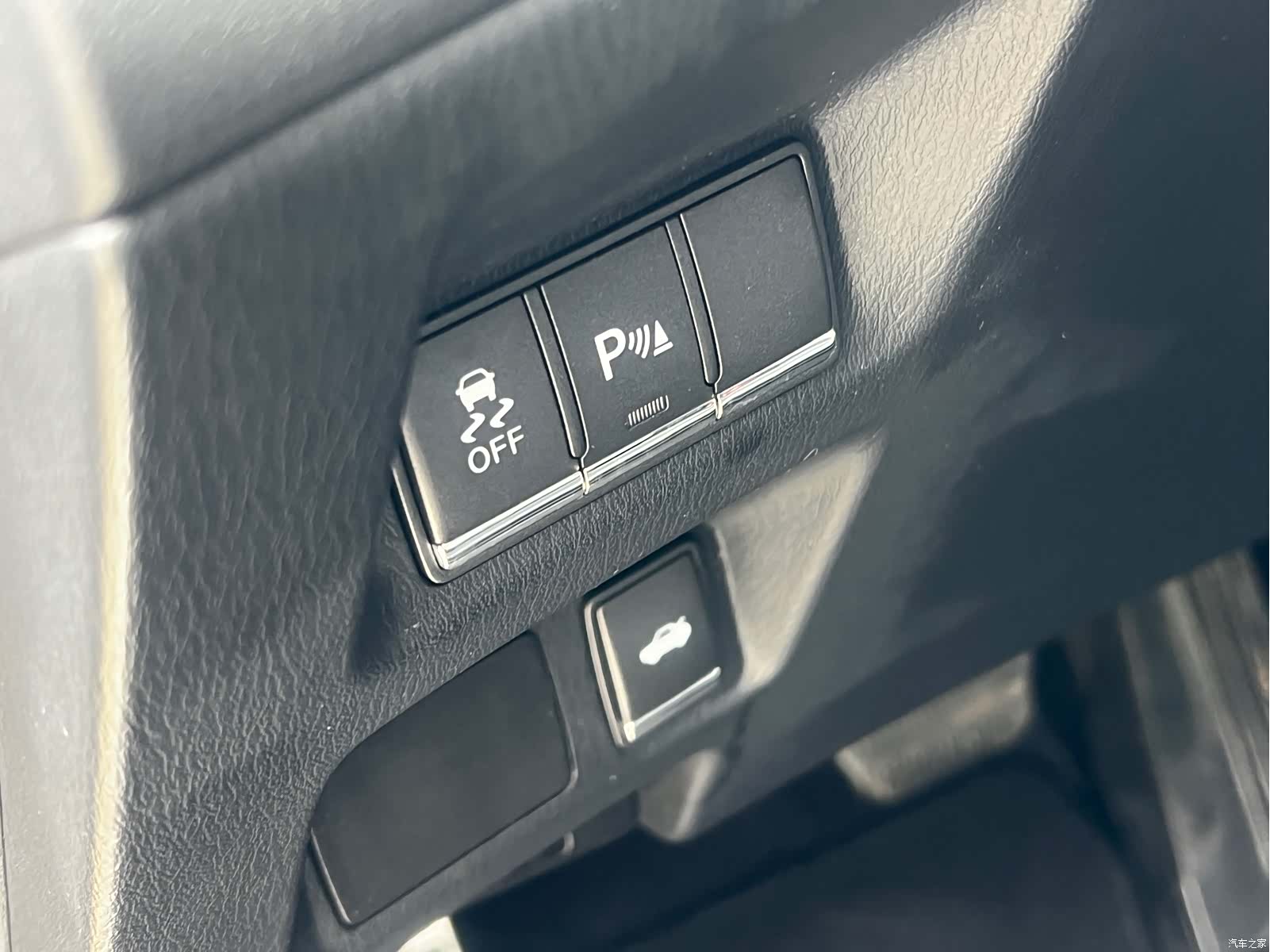 Infiniti Q70, 2016 21