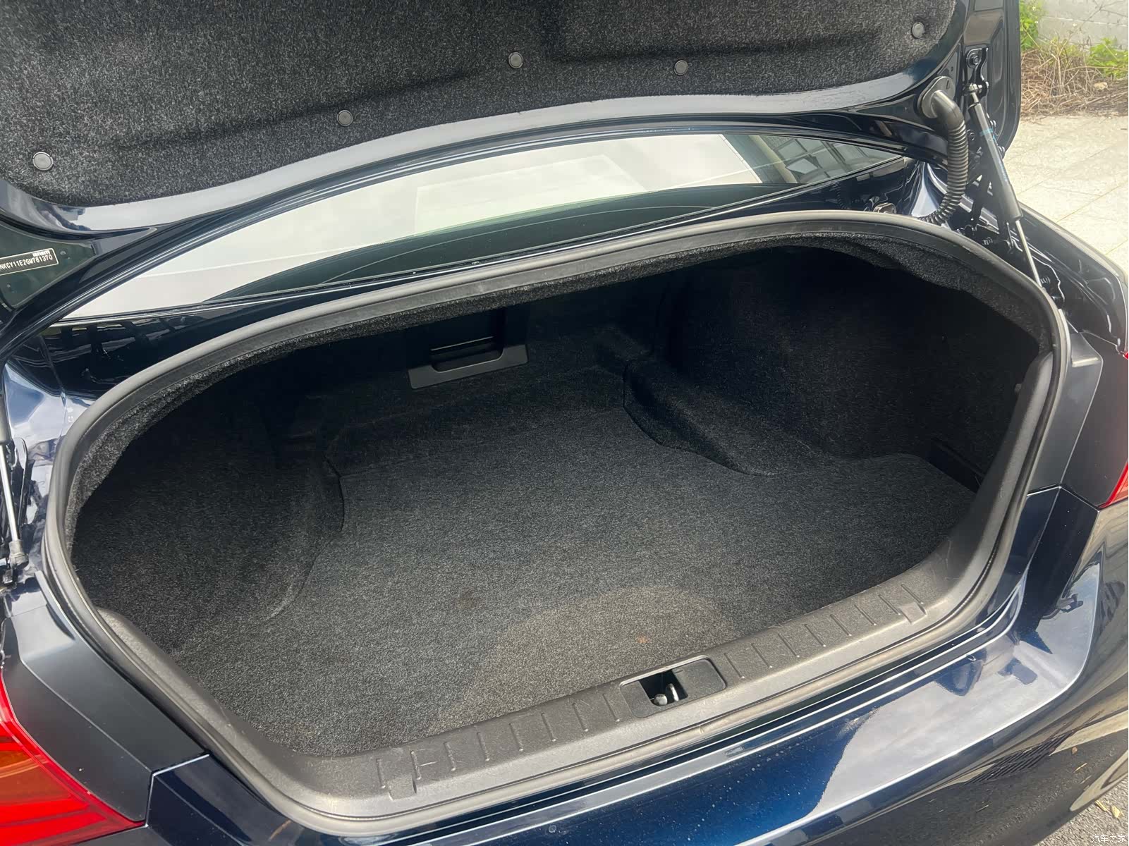 Infiniti Q70, 2016 17