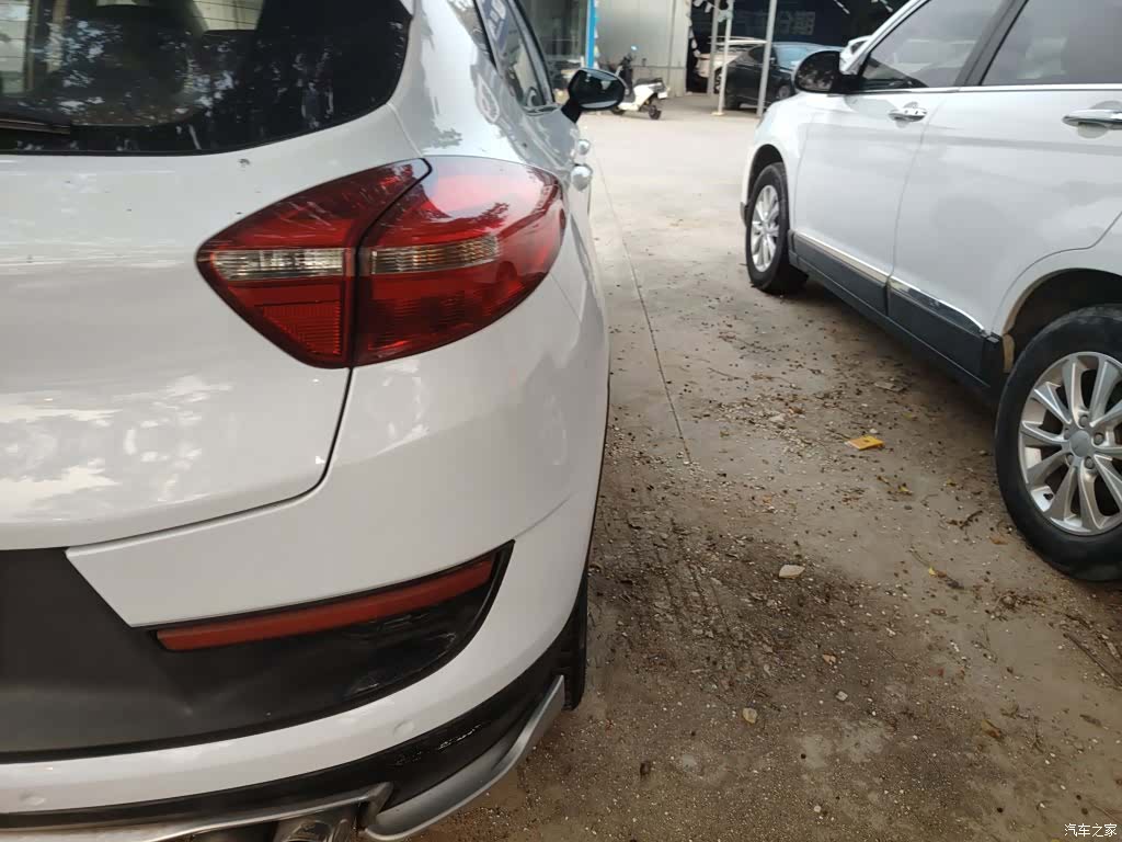 Geely Emgrand, 2017 24