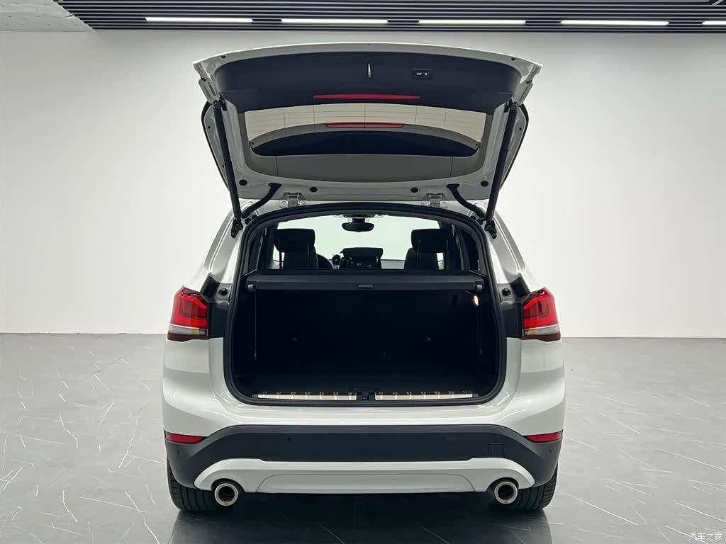 BMW X1, 2022 11