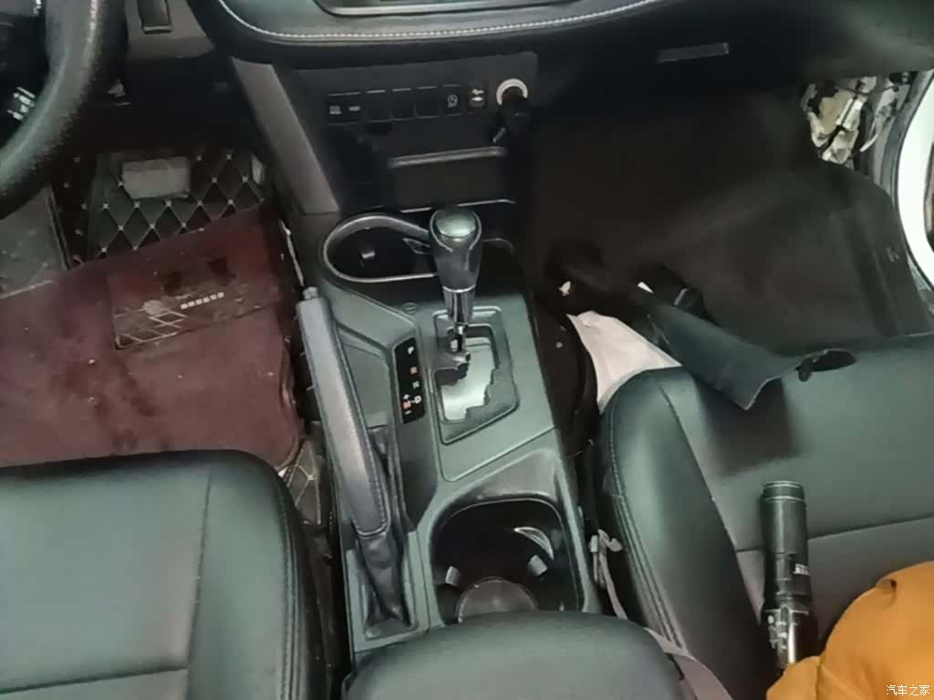 Toyota RAV4, 2017 14