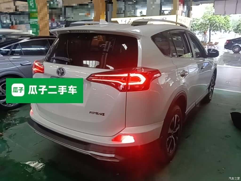 Toyota RAV4, 2017 7