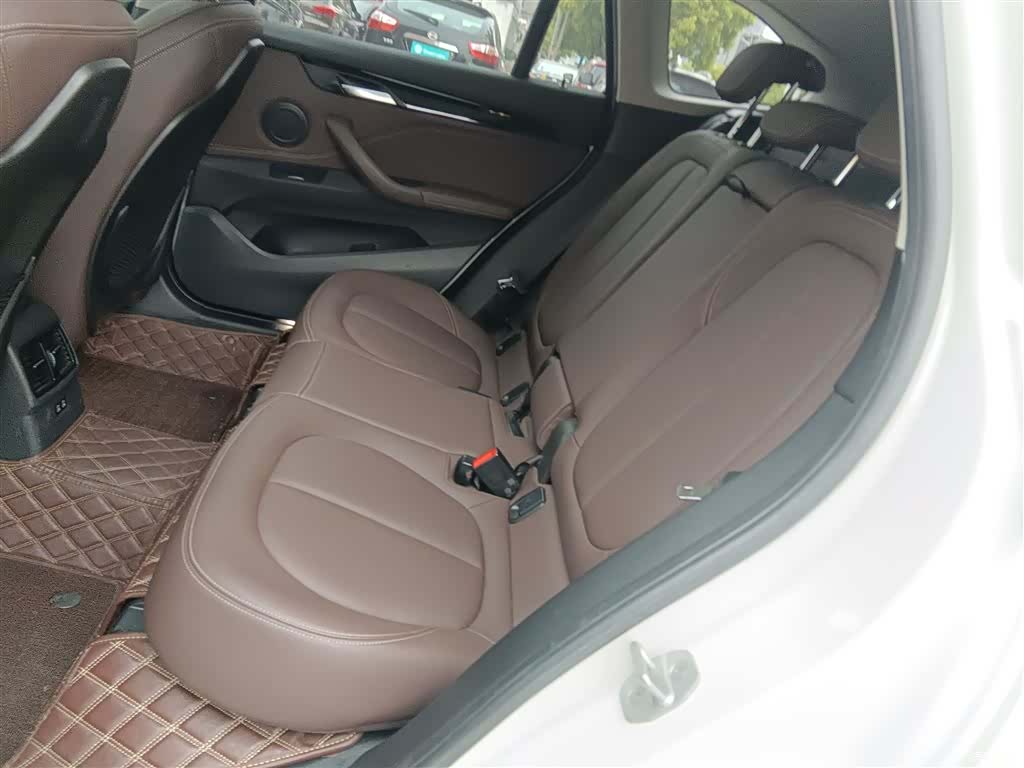 BMW X1, 2020 13