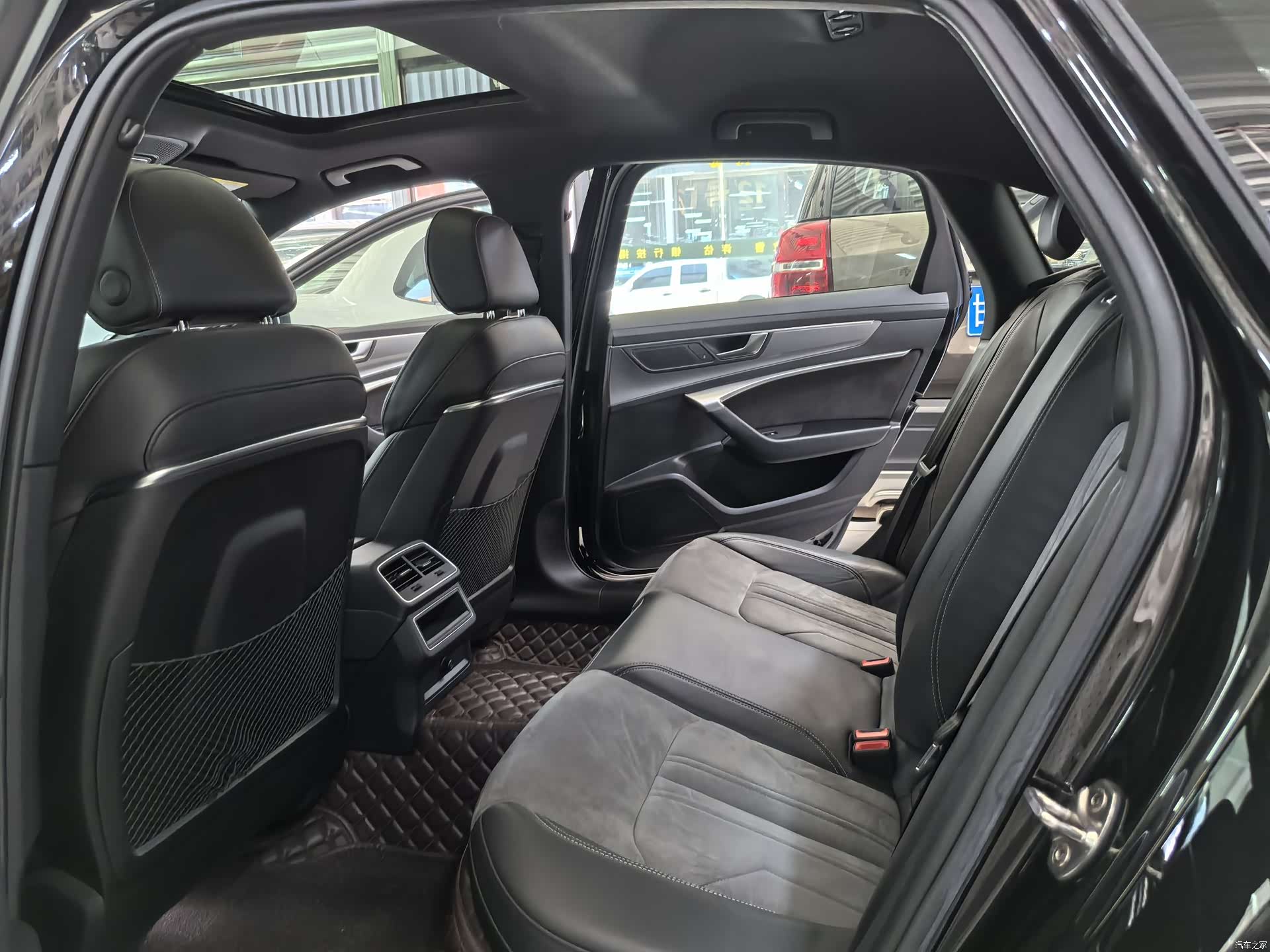 Audi A6L, 2019 9