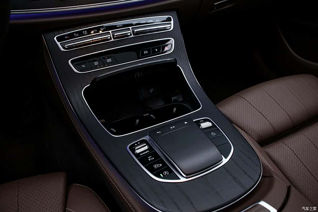Mercedes-Benz E-Class, 2022 9