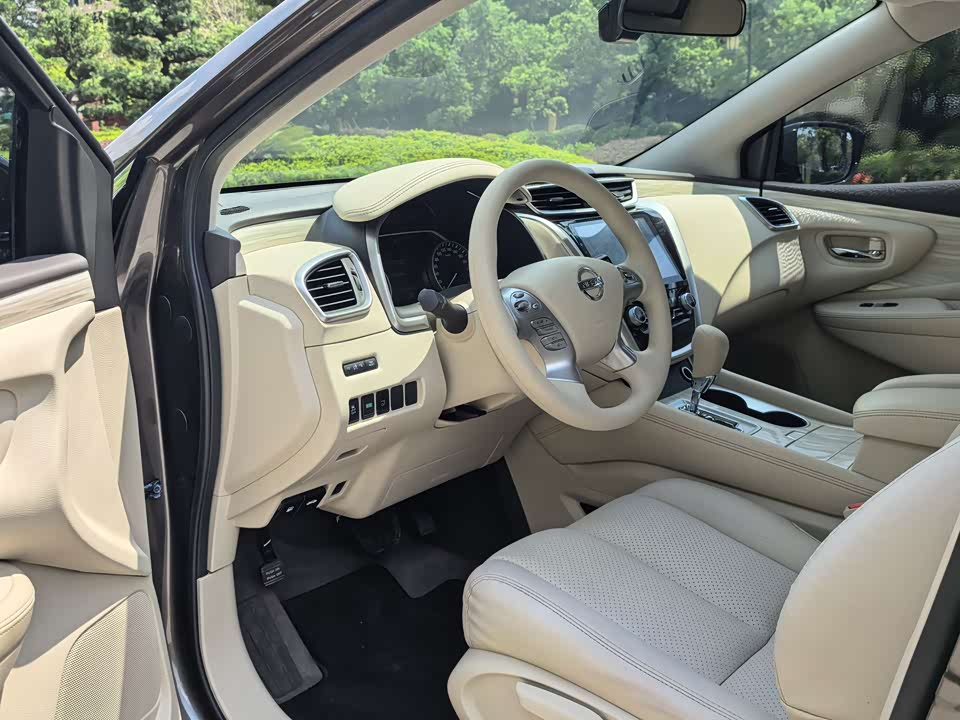 Nissan Loulan Nissan Loulan