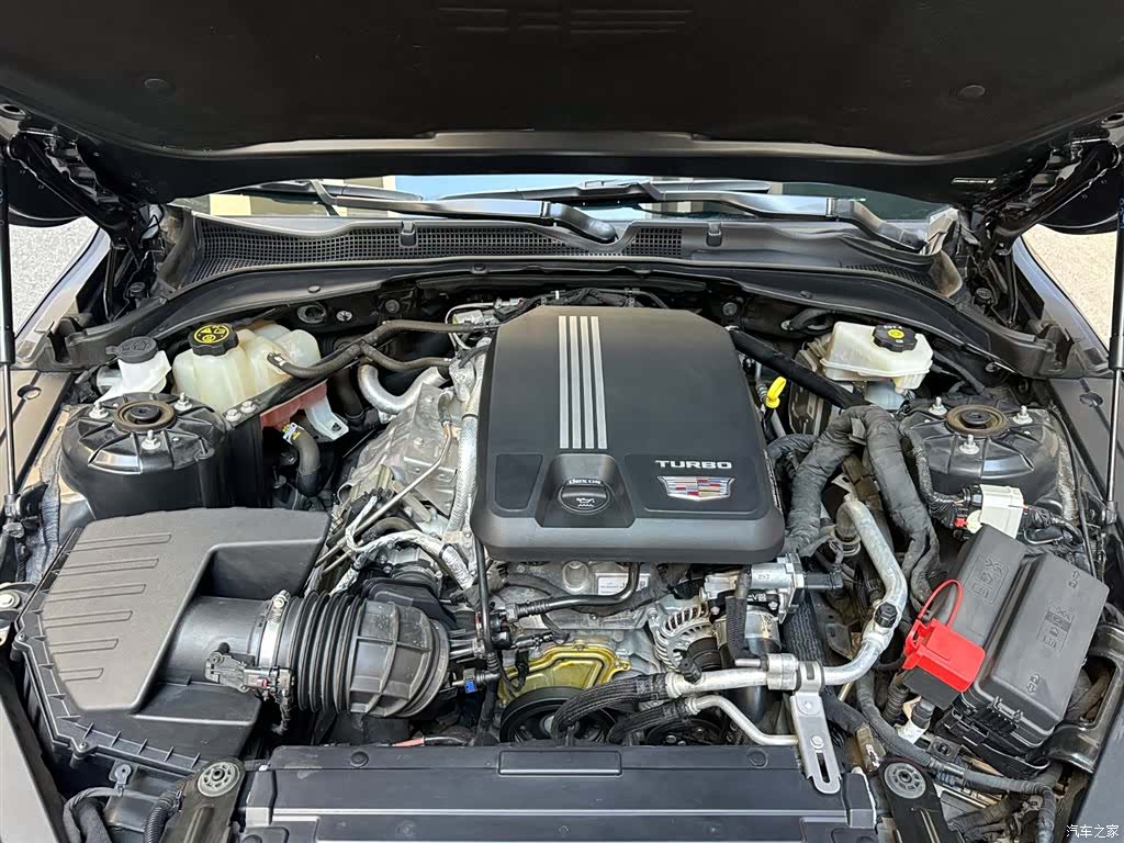 Cadillac CT4, 2021 7