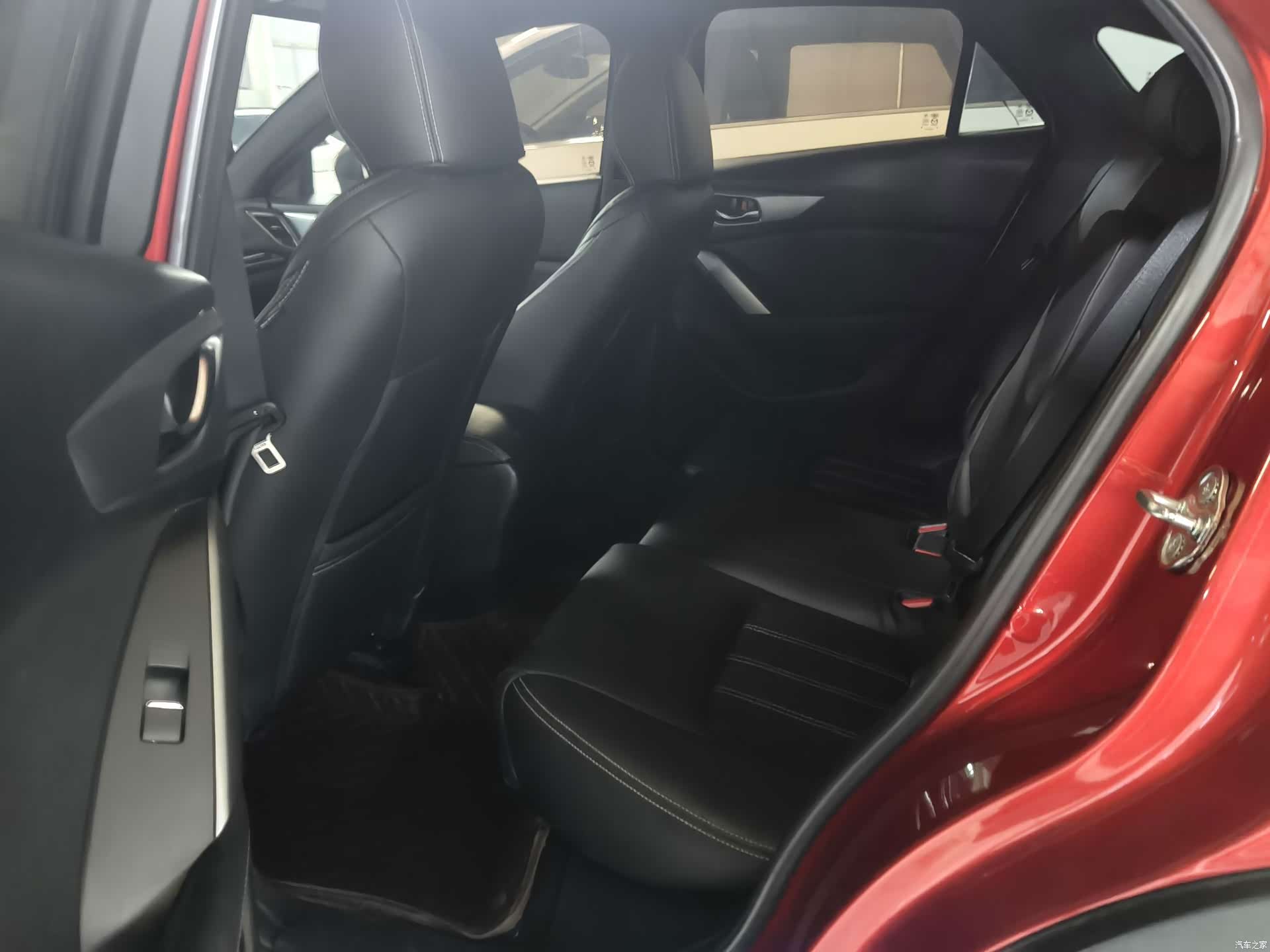 Mazda CX-4, 2019 16