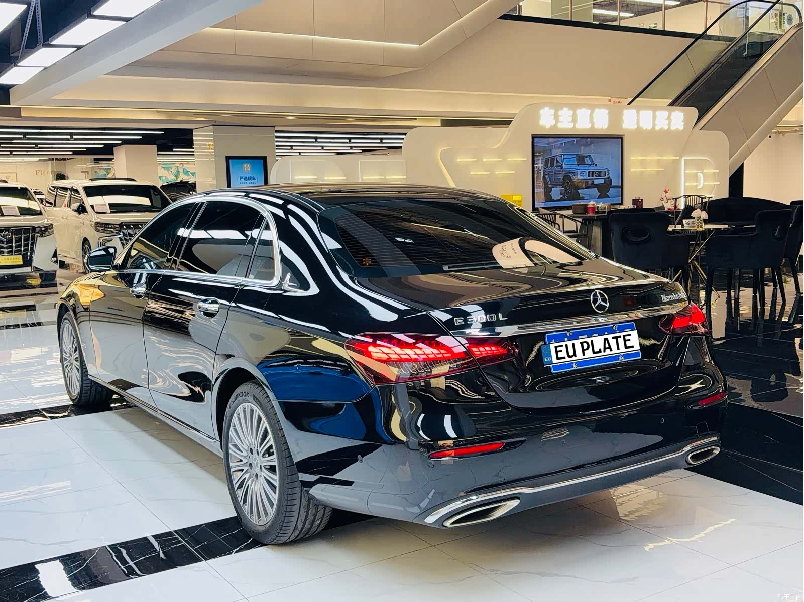 Mercedes-Benz E-Class, 2022 3