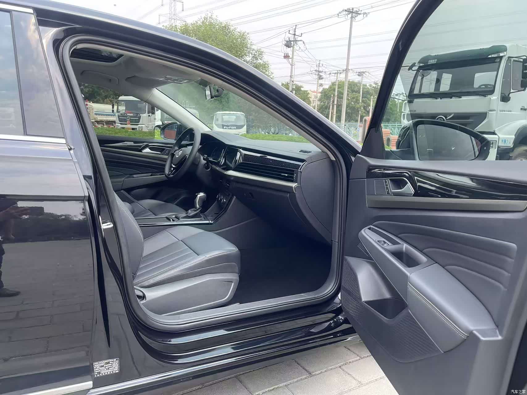 Volkswagen Passat, 2020 12