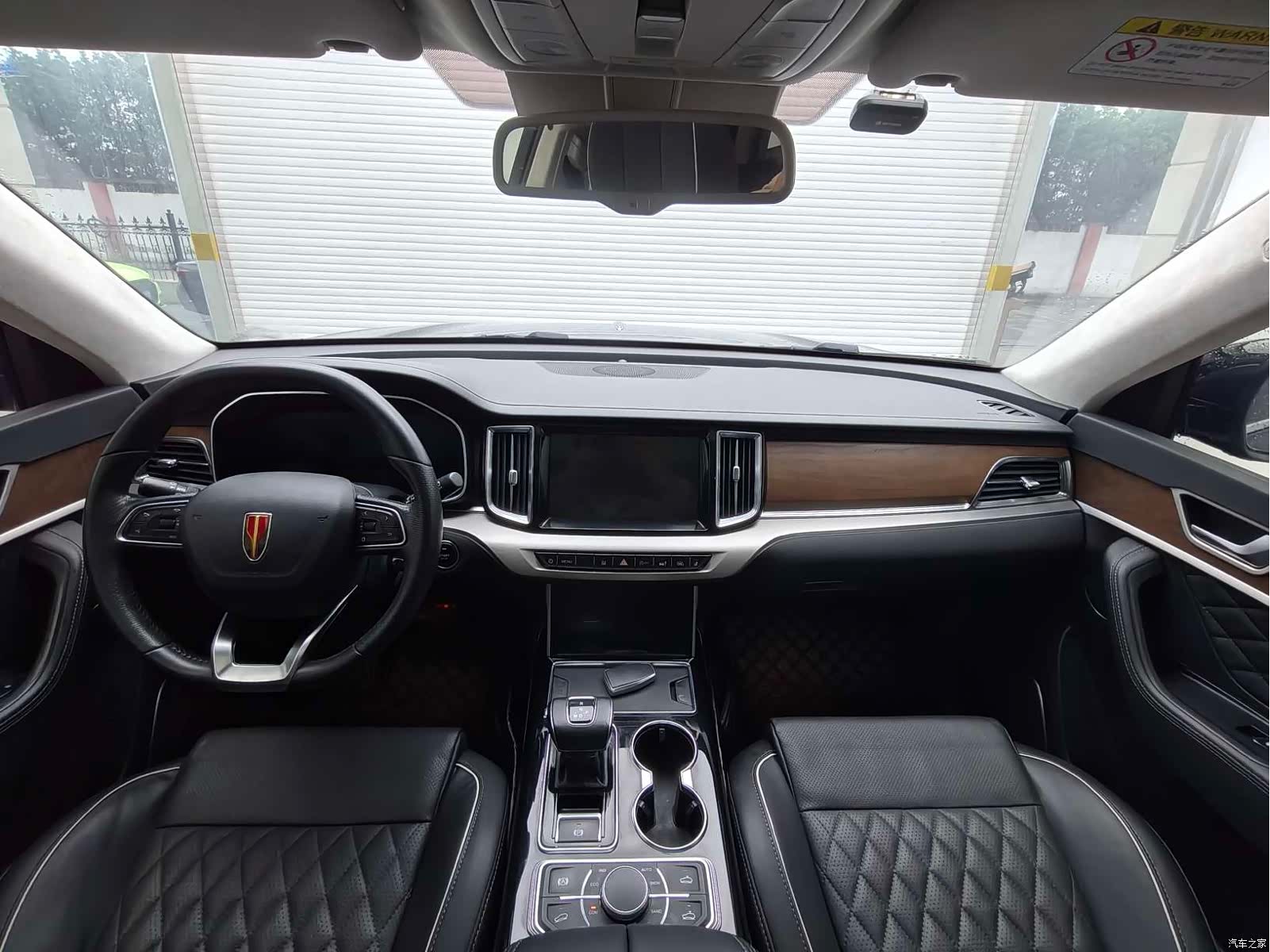 Hongqi HS7, 2021 13