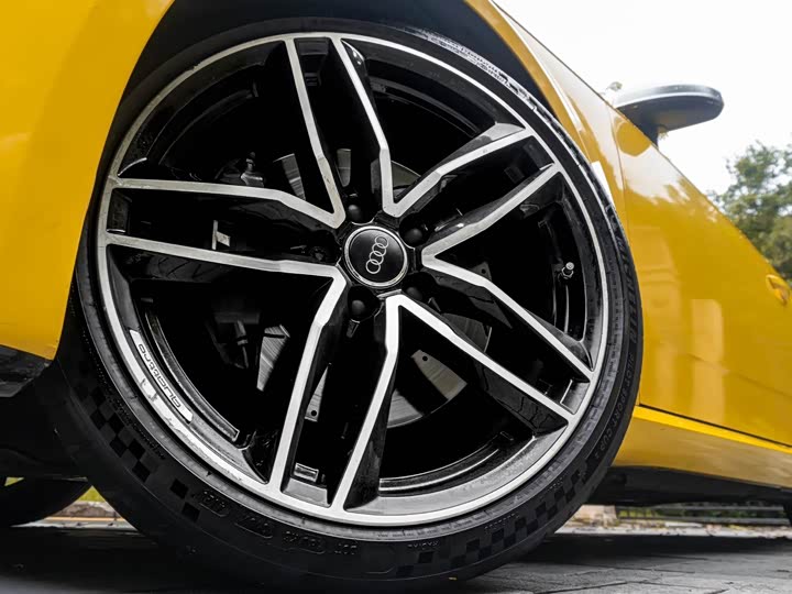 Audi TTS 2017 TTS RoaDSter 2.0TFSI quattro