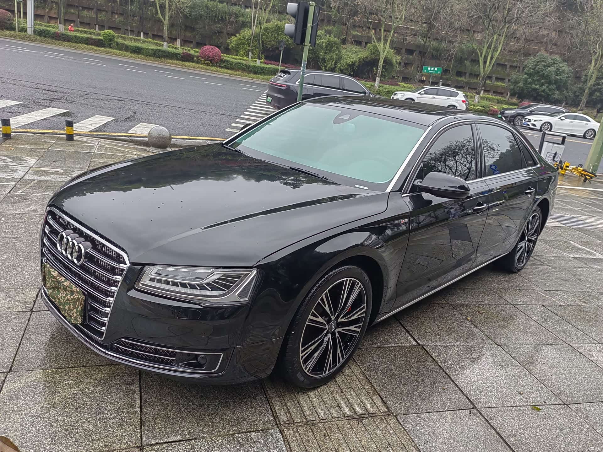 Audi A8L, 2011 все фото