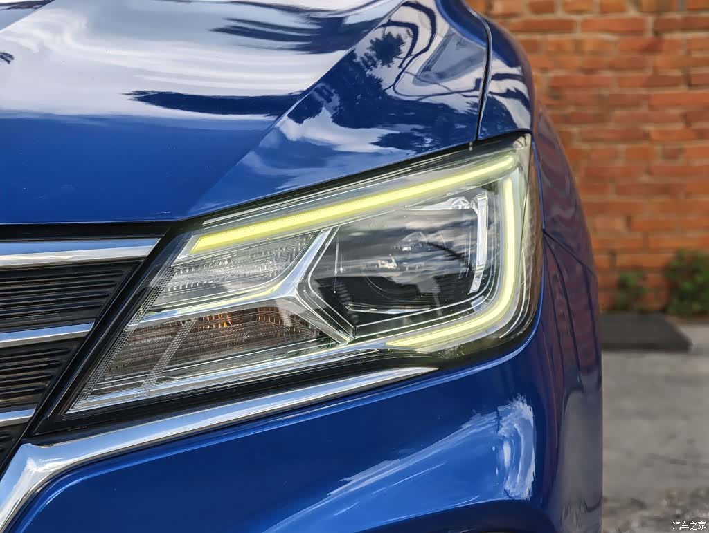 Roewe i5, 2019 19