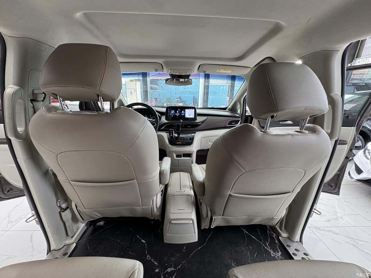 Buick GL8, 2023 29